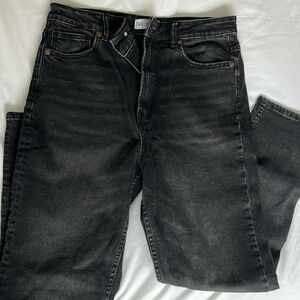 Mom fit Zara jeans- size 8